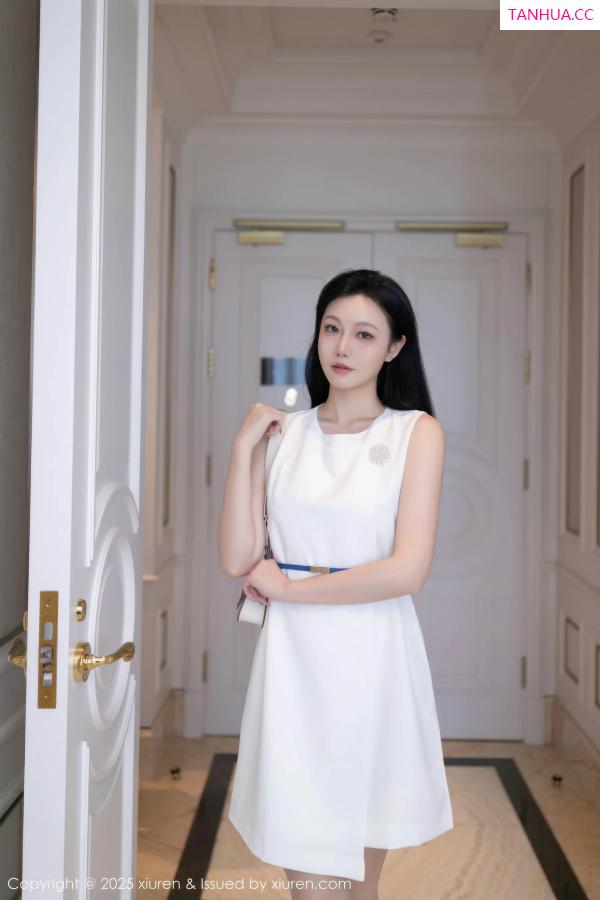 安然Maleah  [XiuRen]高清写真图 2025.09.29 No.10829 安然anran 连衣短裙第2张图片